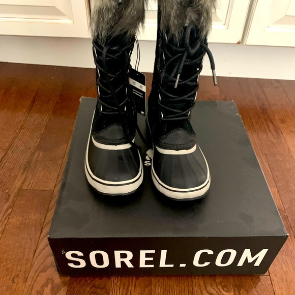 Sorel Shoes - Sorel Joan of Artic